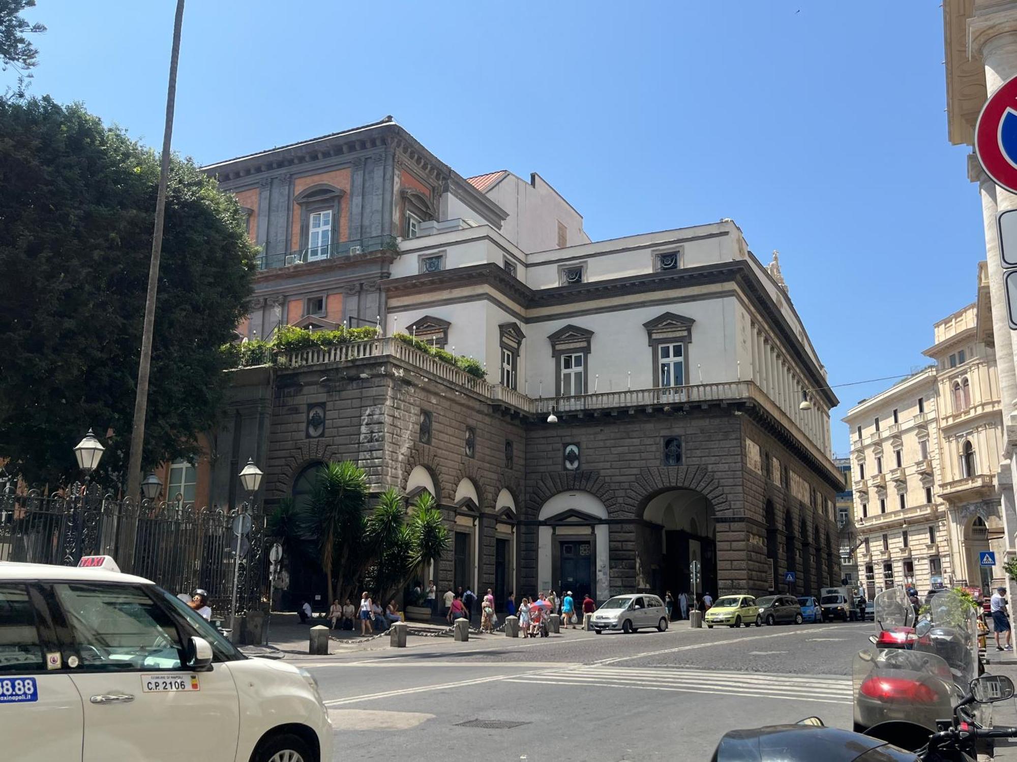 Casetta Piazza Plebiscito Naples Exterior photo