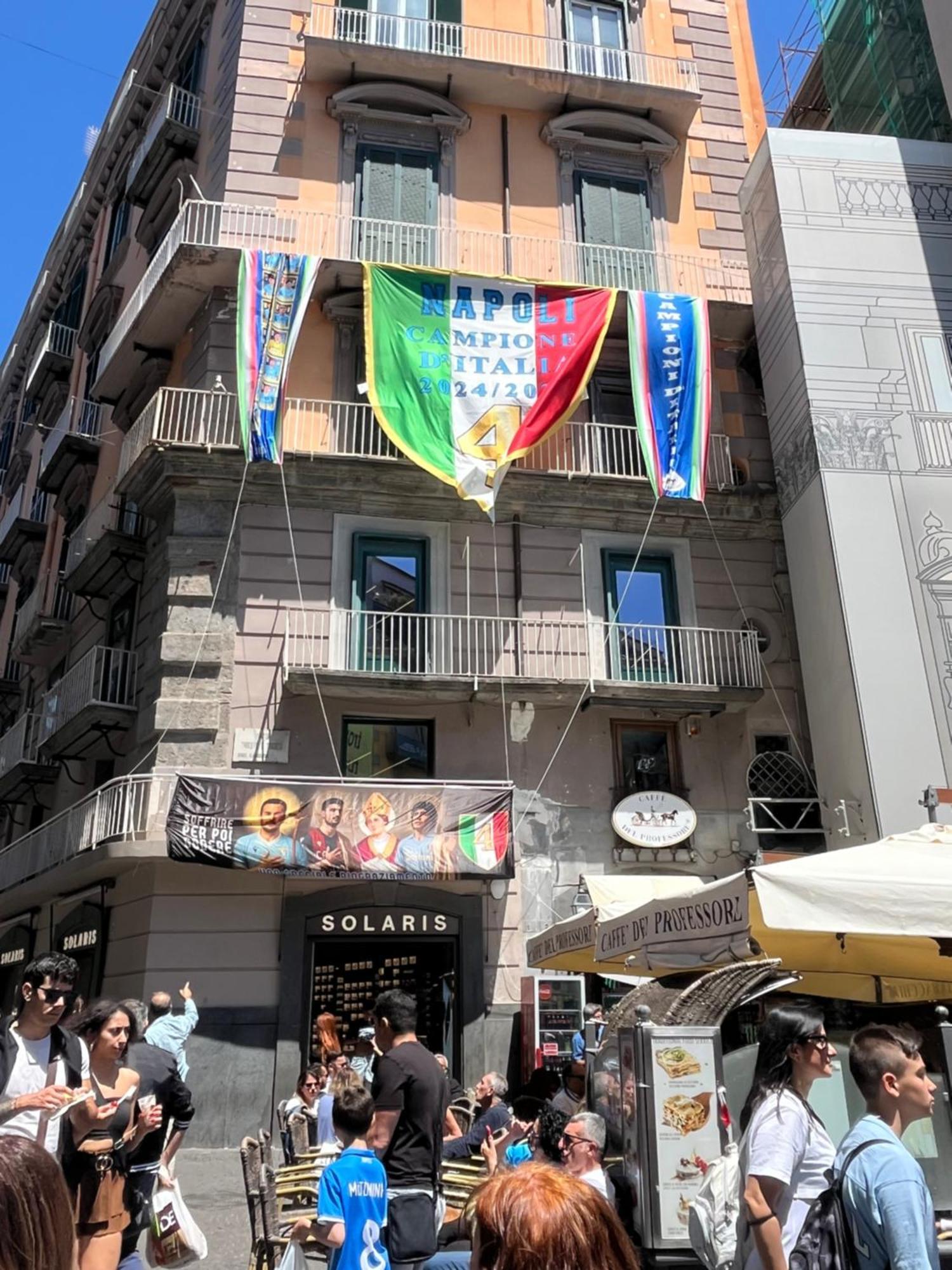 Casetta Piazza Plebiscito Naples Exterior photo